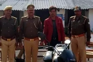 चोरी की मोटर साइकिल के साथ एक गिरफ्तार