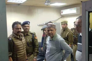 एसबीआई बैंक में सेल टैक्स कर्मचारी से पांच लाख की हुई टप्पेबाजी