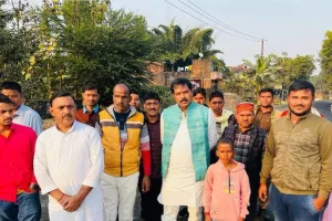 धीमी गति से हो रहे सड़क निर्माण कार्य को लेकर विधायक ने जताई चिंता लगाई फटकार