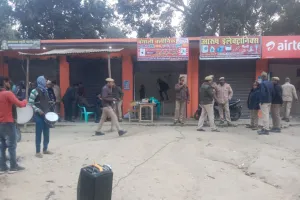 कोतवाली पुलिस ने पूर्व जिला पंचायत सदस्य व उनकी पत्नी की करोड़ों की संपत्ति की कुर्क