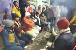 विधायक मनीष जायसवाल ने पिड़ितजन से मिल बढ़ाया हौसला