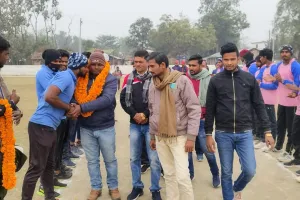 क्रिकेट : दिलचस्प मुकाबले में कुशीनगर टीम ने सोहरौना को किया पस्त