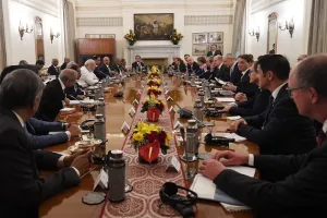 जर्मन चांसलर के साथ शीर्ष कंपनियों के CEO से मिले नरेंद्र मोदी, PM मोदी ने दी ट्वीट कर दी जानकारी