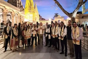 संयुक्त राष्ट्र मुख्यालय के 11 राजदूतों ने की वाराणसी में गंगा आरती 