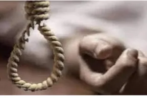 छात्र ने फांसी लगाकर की आत्महत्या, पुलिस ने  भेजा पोस्टमार्टम