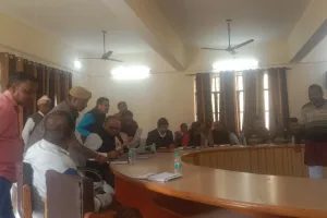 अधिकारियों ने फरियादियों की सुनी समस्या, 83 शिकायत में 13 का हुआ निस्तारण