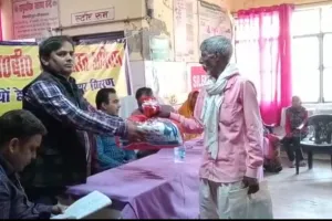 प्रधानमंत्री टीवी मुफ्त भारत अभियान के तहत 50 क्षय रोगियों को पोषक आहार वितरित किया गया