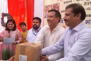 तीस कुम्हार परिवार को इलेक्ट्रॉनिक हस्त शिल्प किट वितरण किया गया