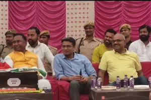 होली मिलन पर लोक कलाकारों ने मचाया धमाल 