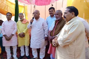 सांसद लल्लू सिंह ने दिया विद्यालय को एक अतिरिक्त कक्ष