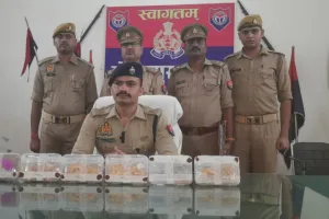 धोखाधड़ी व चोरी करने के आरोपी अभियुक्त को पुलिस कस्टडी रिमाण्ड पर लेकर अभियुक्त के निशानदेही पर चोरी का 1019.50 ग्राम सोने के जेवरात बरमद