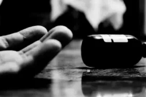 बरेली: दुष्कर्म पीड़िता ने ADG कार्यालय में निगला ज़हर, मची भगदड़ 