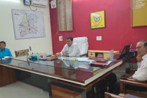 जिलाधिकारी की अध्यक्षता में सिंचाई, विद्युत एवं परिवहन विभाग के कार्यों की मासिक समीक्षा बैठक संपन्न