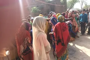 तेज रफ्तार अनियंत्रित ट्रैक्टर ट्राली ने मारी युवक को टक्कर युवक की हुई दर्दनाक मौत 