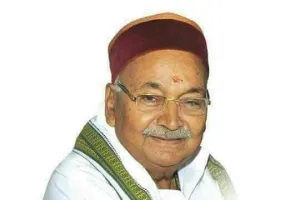 कौन है पूर्वांचल के बाहुबली पंडित हरिशंकर तिवारी...?