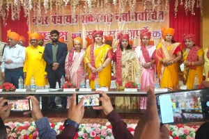 नवनिर्वाचित नगर पंचायत अध्यक्ष और सभासदों का शपथ ग्रहण समारोह संपन्न