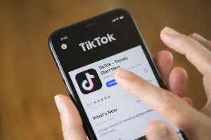 चाइनीज़ ऐप Tik Tok करता है यूज़र्स का डाटा लीक, कंपनी के CEO  अमेरिकी संसद में हुए पेश 