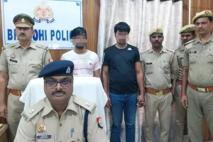 ₹10 लाख की शराब के साथ दो अंतराज्यीय तस्कर गिरफतार , मारुति सुजुकी बरामद