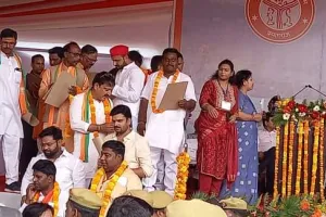 राकेश जायसवाल ने पार्षद पद की शपथ ली 