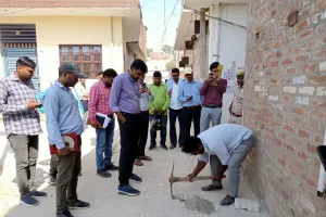 मानक विहीन इंटरलॉकिंग निर्माण देख बिफरे एडीएम