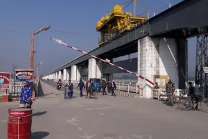 Bihar : एसएसबी बी कंपनी ने 3 लाख 40 हज़ार इंडियन करेंसी बरामद कर किया पुलिस के हवाले