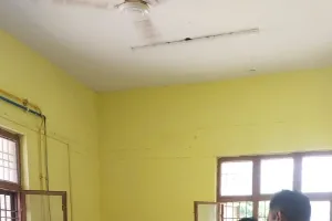 पति के शक और कहासुनी से तंग आकर महिला ने जहर निगला, अस्पताल में भर्ती चल रहा  इलाज