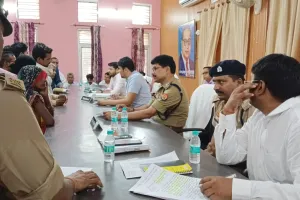 जिलाधिकारी ने सम्पूर्ण समाधान दिवस तहसील हैदरगढ़ में सुनी फरियादियों की शिकायतें, त्वरित निस्तारण हेतु सम्बन्धित को दिये निर्देश'