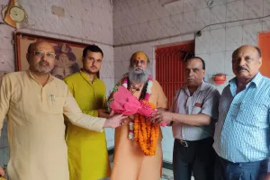 नारायण गिरी को  संत मंडल के राष्ट्रीय राजधानी क्षेत्र का राष्ट्रीय अध्यक्ष बनाया गया 