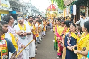 हल्की फुल्की बारिश के साथ निकली भगवान की भव्य जगन्नाथ रथ यात्रा झूमे भक्त