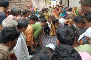 सिरफिरे युवक ने ईंट से बुरी तरह कूचकर की वृद्ध की हत्या 