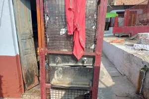 लोधेश्वर महादेवा मंदिर का वर्षों से खराब पड़ा आरो प्लांट जिम्मेदार बेखबर