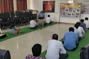 एस0एम0एस0 लखनऊ के वैदिक विज्ञान केन्द्र के तत्वाधान में एक सप्ताहिक योग शिविर का आयोजन