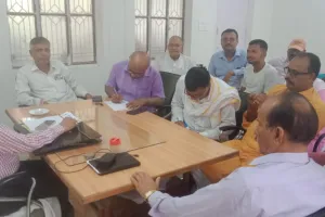 जन समस्याओं को लेकर नगर निगम एवं जलकल विभाग को सौपा ज्ञापन