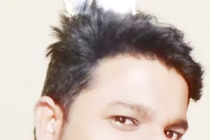 जिम्मेदारियों के बोझ तले कुचलता मासूम बचपन