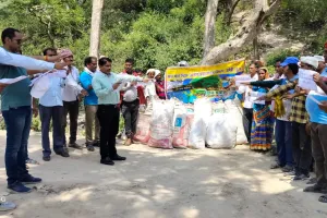 धार्मिक स्थलों को सिंगल यूज प्लास्टिक कचरे से मुक्त करने के लिए चलाया गया तीन दिवसीय विशेष स्वच्छता अभियान