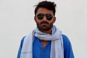 युवक ने नलकूप के अंदर लगाई फांसी हुई ,मौत