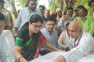 आमघाट रेलवे क्रासिंग पर जल्द मिलेगा जाम से छुटकारा , 01 अगस्त 2023 से ओवरब्रिज निर्माण का शुभारम्भ