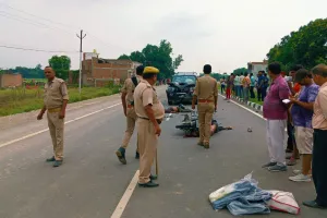 स्कॉर्पियो ने बाइक सवार दो लोगों को मारी टक्कर, दर्दनाक मौत