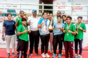 कुशीनगर : आर०के० बॉक्सिंग कल्ब की बेटियों की बदौलत गोरखपुर मंडल बना प्रदेश चैंपियन