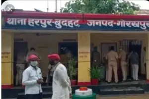 मनचले के छेड़खानी से तंग लड़की ने थाने पर लगाई गुहार, युवक छेड़खानी कर प्राइवेट पार्ट का करता डिमांड