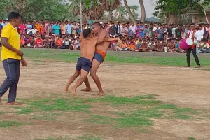 राजापुर बसंतपुर में कुश्ती प्रतियोगिता हुआ का आयोजन