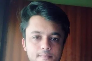 आशीष ने सीए की परीक्षा में उत्तीर्ण होकर बढ़ाया जिले का मान