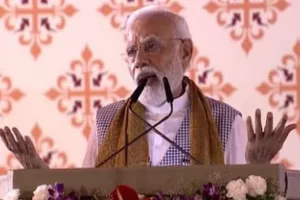 पीएम मोदी का कांग्रेस पर हमला, , हमने नौ साल में 25 वंदे भारत चलाई