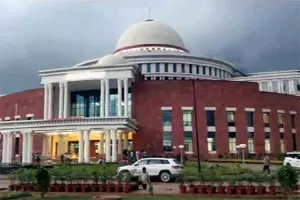 सदन में हंगामा के बीच 11988 करोड़ का अनुपूरक बजट पेश, कार्यवाही मंगलवार 11 बजे तक स्थगित