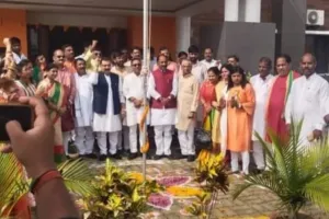  गोरखपुर भाजपा कार्यकर्ताओ ने श्रेत्रीय कार्यालय पर धूमधाम से मनाया स्वतंत्रता दिवस, 