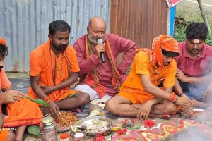 बोल बम कांवरिया के भंडारे में श्रद्धालुओं ने ग्रहण किया प्रसाद