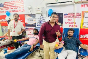 रक्तदान महादान, एक यूनिट ब्लड तीन जिंदगी बचाता है।- मनीष राघव 