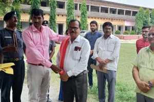 कुशीनगर : स्काउट गाइड प्रशिक्षकों द्वारा विभिन्न गतिविधियों का दिया गया प्रशिक्षण