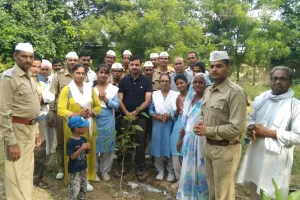 निरंकारी चैरिटेबल फाउंडेशन द्वारा  तहसील टूण्डला मैं वृक्षारोपण किया गया 