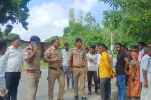 मिल्कीपुर: करंट की चपेट में आने से अधेड़ की हुई मौत, विद्युत बोर्ड में पंखा लगाते वक्त हुआ हादसा